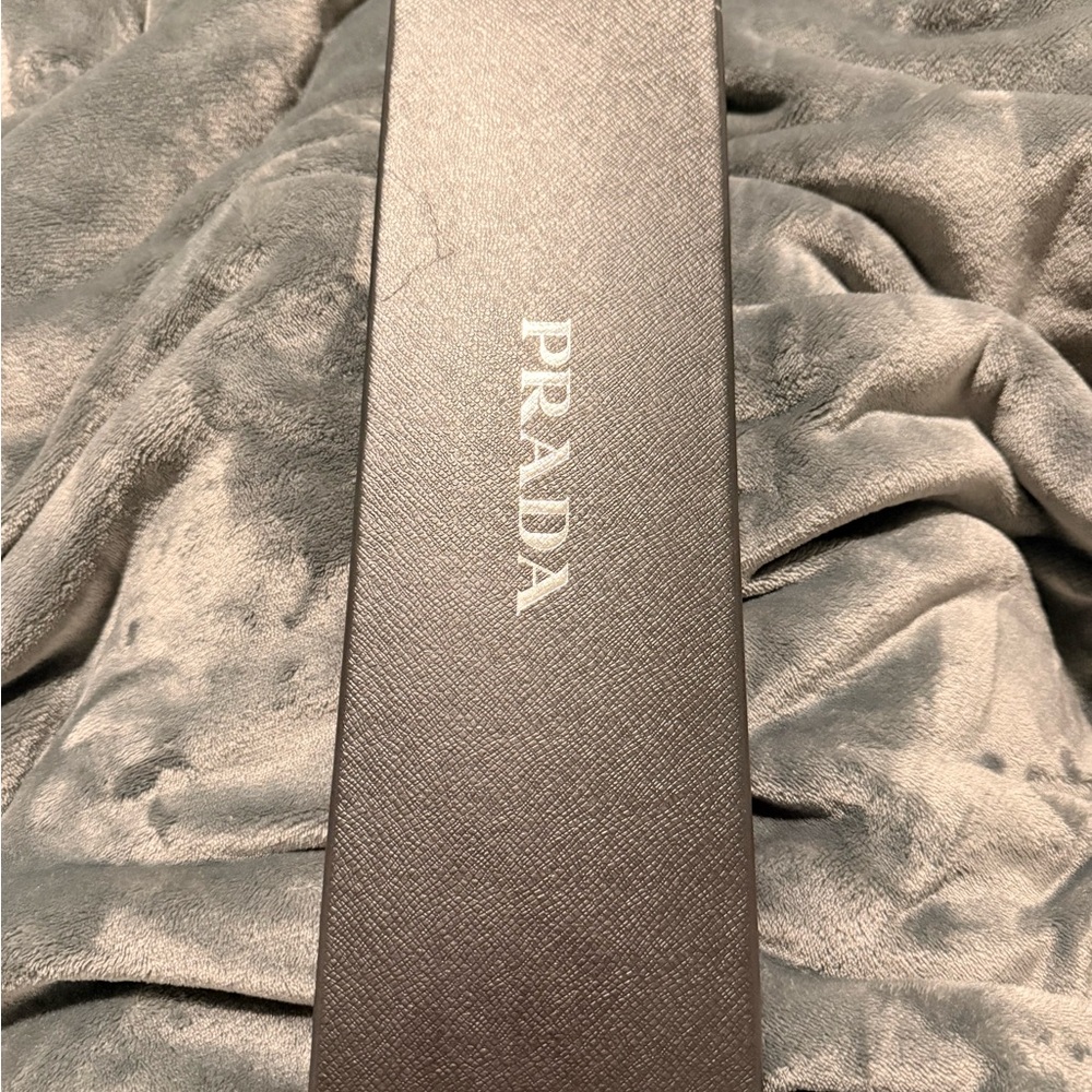 Prada Classic Black Necktie - Picture 5 of 6